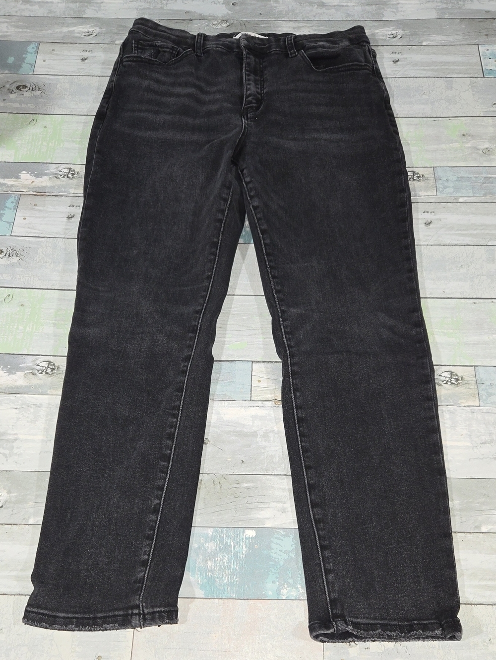 Willow & Root Black The Curvy Mom Fit Jeans Size 29